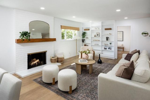 785 La Para Avenue, Palo Alto, CA 94306