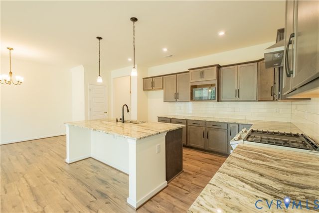 18429 Palisades Ct, Chesterfield, VA 23120