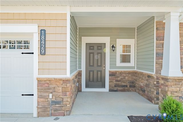 18429 Palisades Ct, Chesterfield, VA 23120