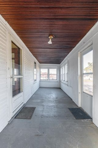 1320 11th Street, Rock Island, IL 61201