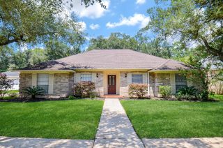 2554 Hodges Bend Circle Circle, Sugar Land, TX 77479