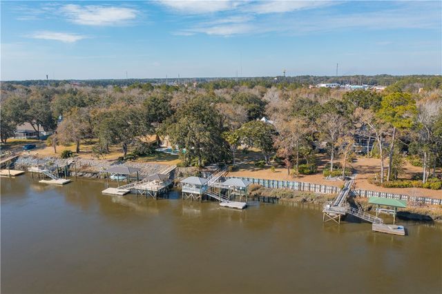 146 Royal Drive, Brunswick, GA 31523