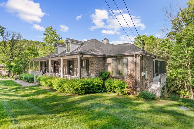 105 Foxwood Ln, SW, Franklin, TN 37069