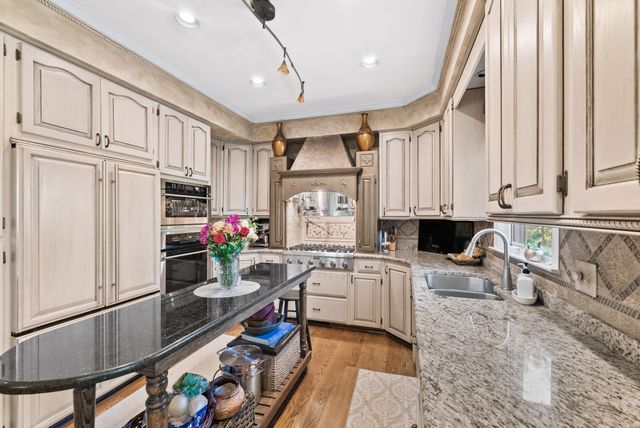 105 Foxwood Ln, SW, Franklin, TN 37069