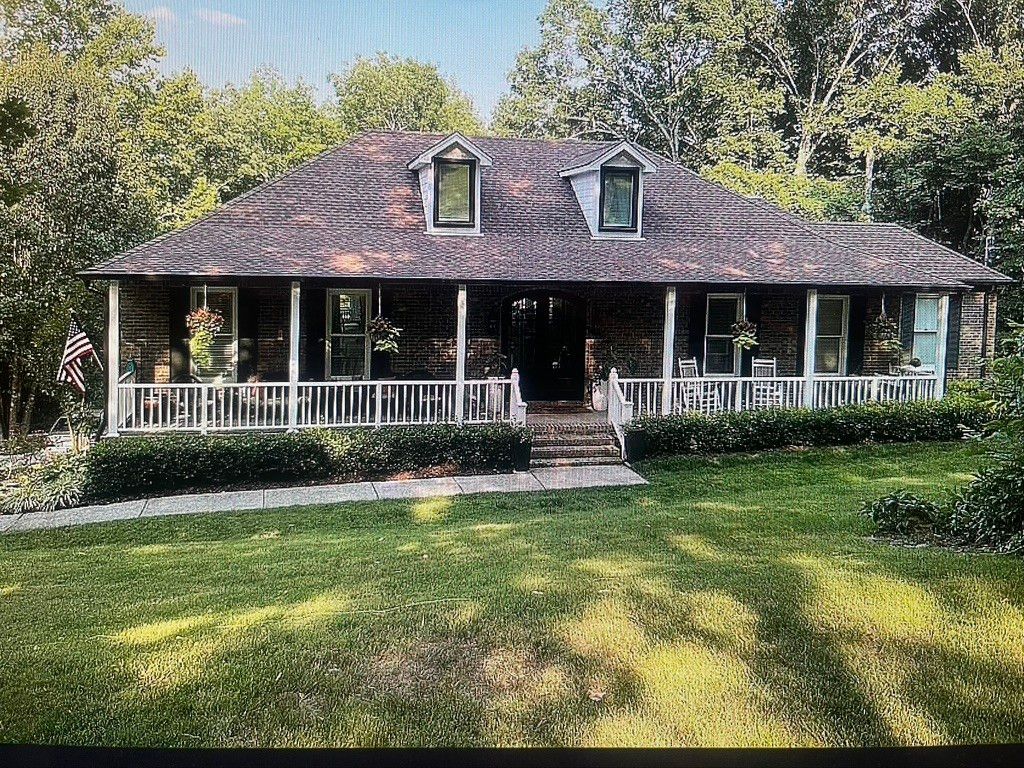 105 Foxwood Ln, SW, Franklin, TN 37069