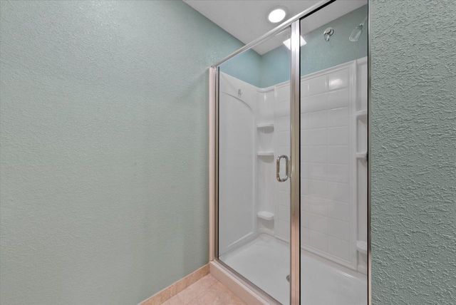 1716 Highlandview DRIVE, West Bend, WI 53095