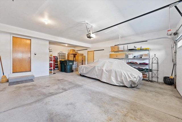 1716 Highlandview DRIVE, West Bend, WI 53095