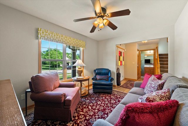1716 Highlandview DRIVE, West Bend, WI 53095