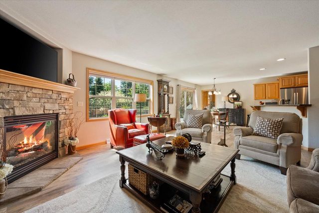 1716 Highlandview DRIVE, West Bend, WI 53095