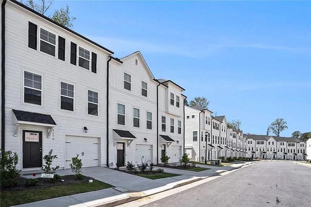 3132 Washburn St SE, Atlanta, GA 30354