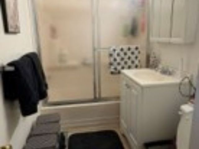 108 Delrose Dr, Liberty Boro, PA 15133
