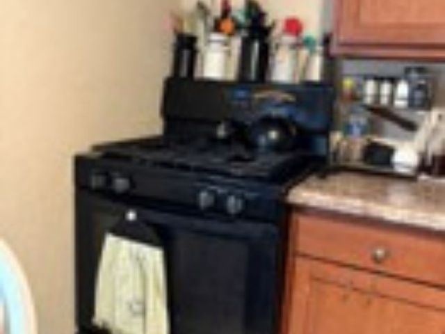 108 Delrose Dr, Liberty Boro, PA 15133