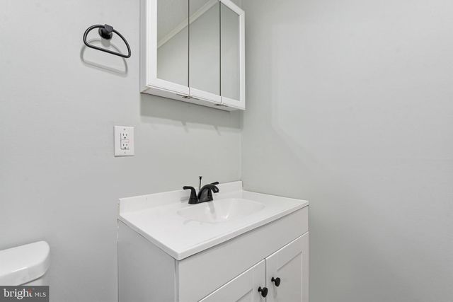 2164 GARWOOD RD, Sicklerville, NJ 08081