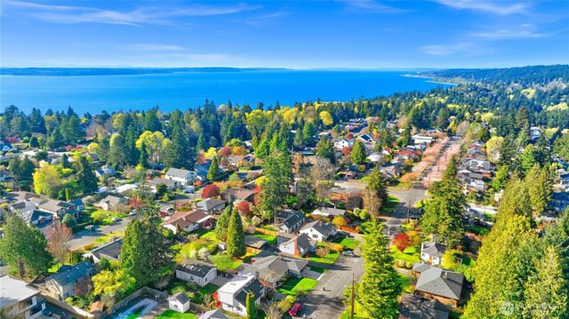 10039 13th Avenue NW, Seattle, WA 98177