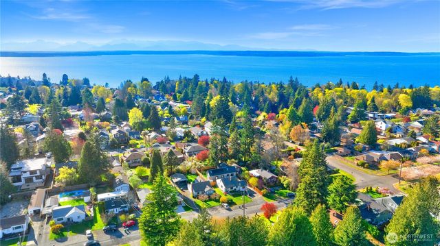 10039 13th Avenue NW, Seattle, WA 98177