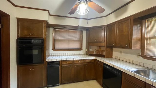 1710 Hidden Valley Drive, Benton, AR 72019