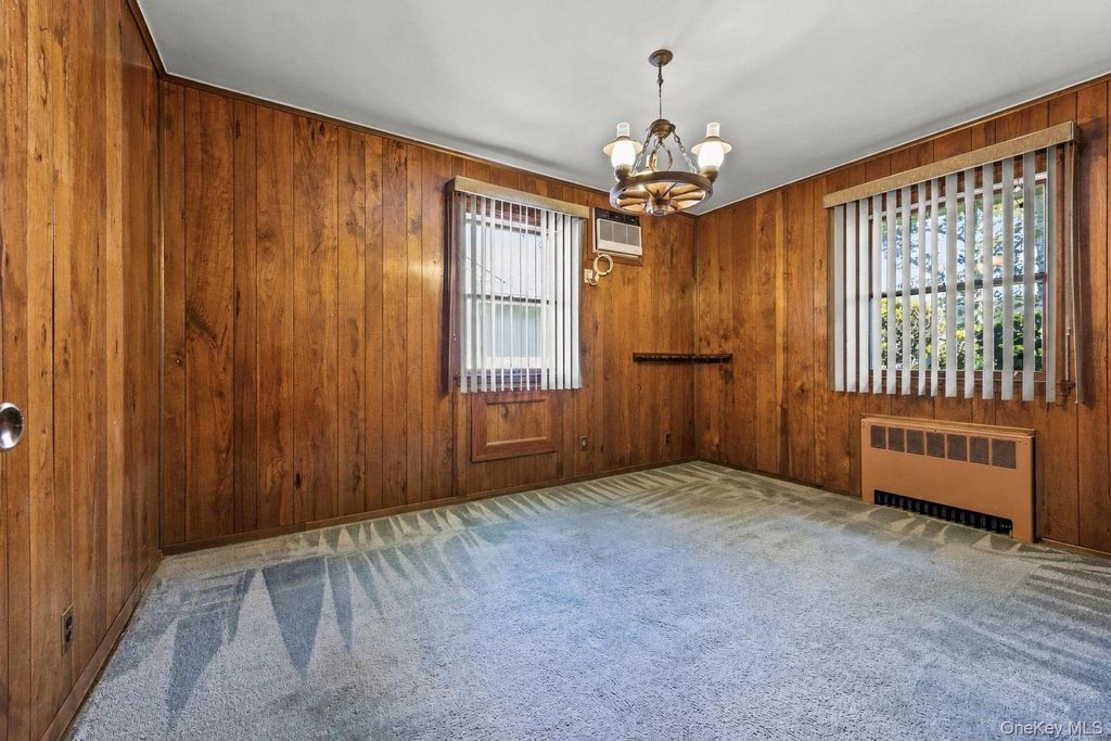 26 Sycamore Road, Valley Stream, NY 11581 — photo 5