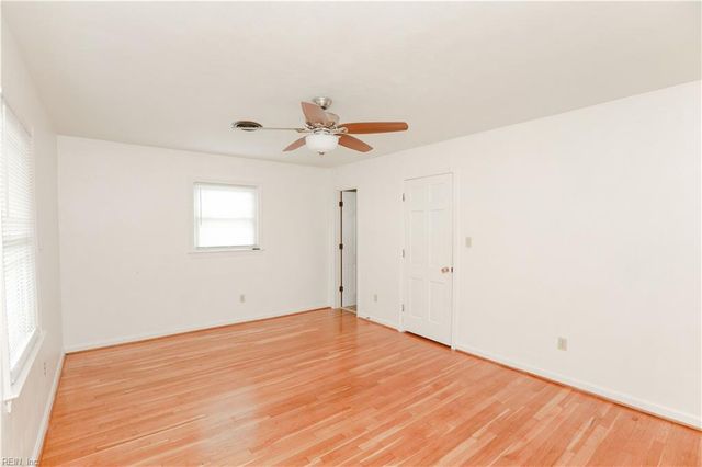 348 Wrexham CT, Hampton, VA 23669