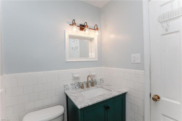 348 Wrexham CT, Hampton, VA 23669