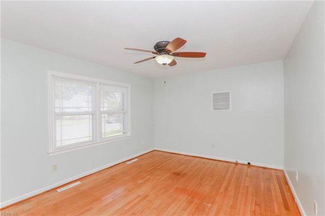 348 Wrexham CT, Hampton, VA 23669