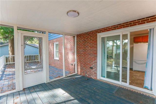 348 Wrexham CT, Hampton, VA 23669