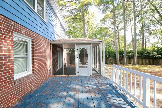 348 Wrexham CT, Hampton, VA 23669