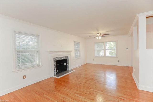 348 Wrexham CT, Hampton, VA 23669