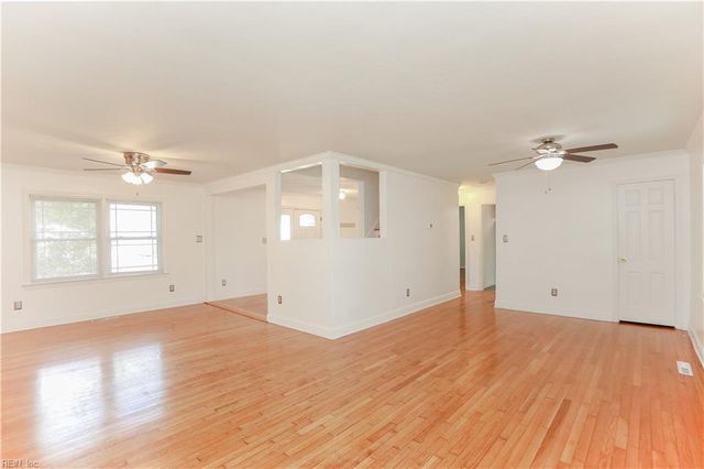 348 Wrexham CT, Hampton, VA 23669