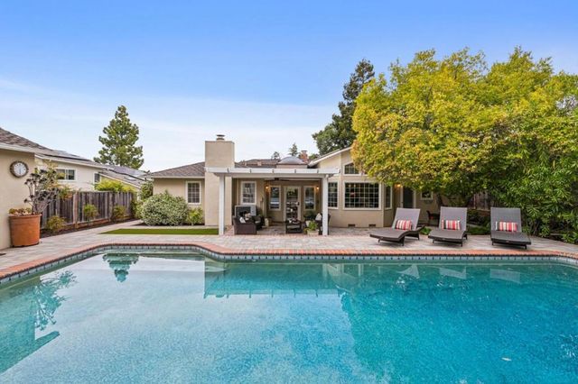 1480 Topar Avenue, Los Altos, CA 94024