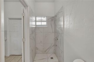 536 NW 25th Avenue C, Miami, FL 33125
