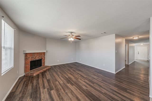 3015 Goldenrod Drive, Lancaster, TX 75134