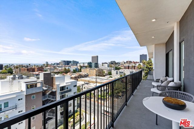 904 S New Hampshire Avenue PH-1, Los Angeles, CA 90006