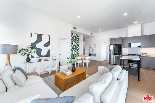 904 S New Hampshire Avenue PH-1, Los Angeles, CA 90006