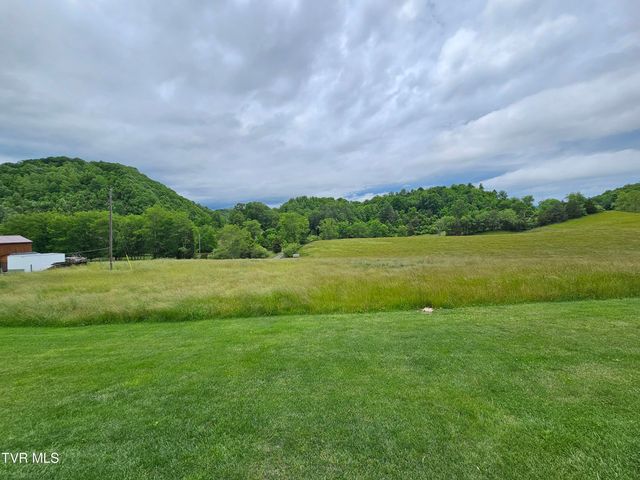 27337 Rich Valley Road, Abingdon, VA 24210