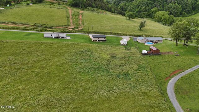 27337 Rich Valley Road, Abingdon, VA 24210