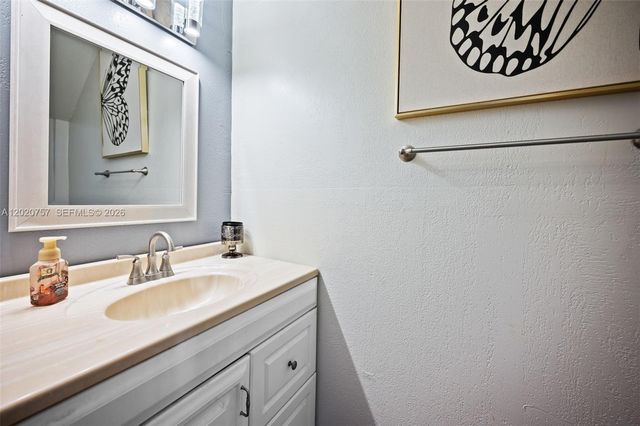 255 E 3rd St 1, Hialeah, FL 33010