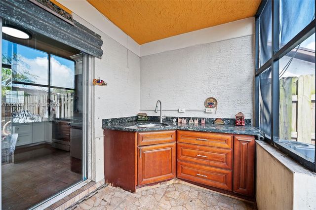 255 E 3rd St 1, Hialeah, FL 33010