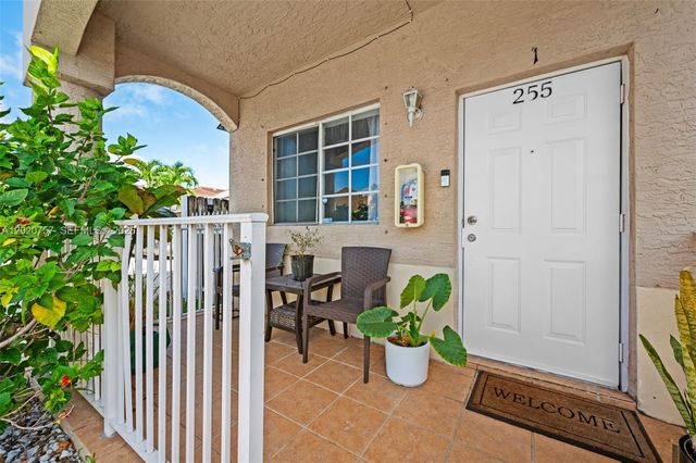 255 E 3rd St 1, Hialeah, FL 33010