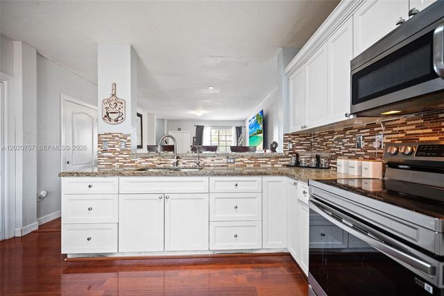 255 E 3rd St 1, Hialeah, FL 33010
