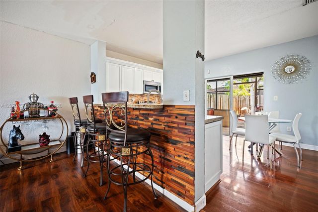 255 E 3rd St 1, Hialeah, FL 33010