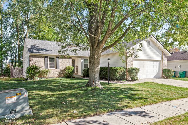 116 W Flat Rock Drive, Westfield, IN 46074