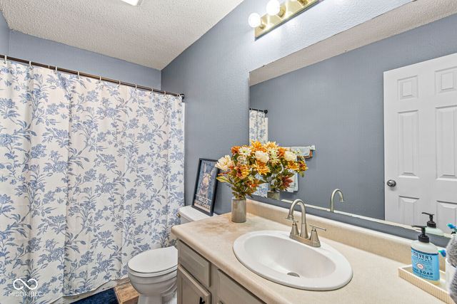 116 W Flat Rock Drive, Westfield, IN 46074