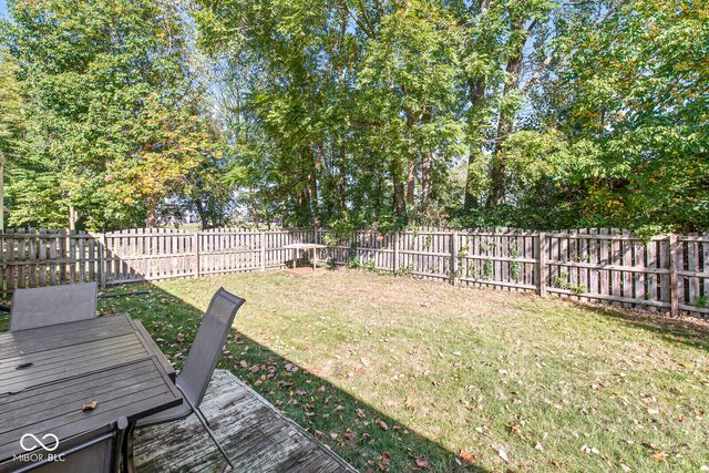 116 W Flat Rock Drive, Westfield, IN 46074