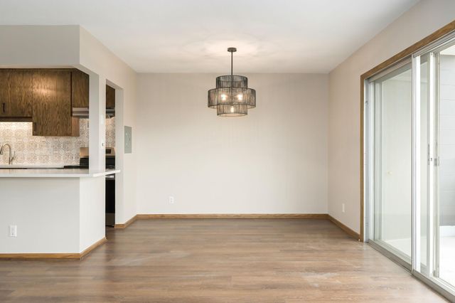 410 Groveland Avenue 601, Minneapolis, MN 55403