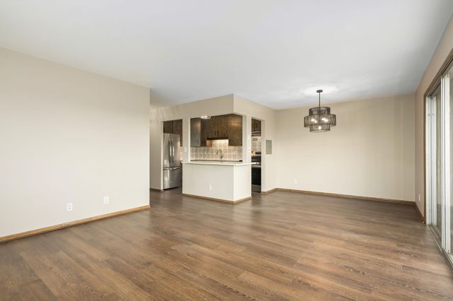 410 Groveland Avenue 601, Minneapolis, MN 55403