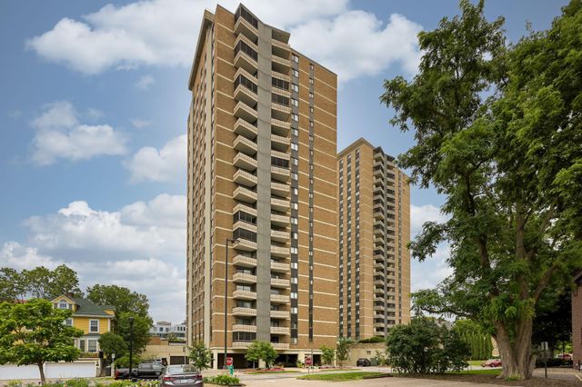 410 Groveland Avenue 601, Minneapolis, MN 55403