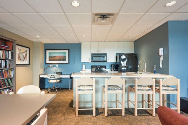 410 Groveland Avenue 601, Minneapolis, MN 55403