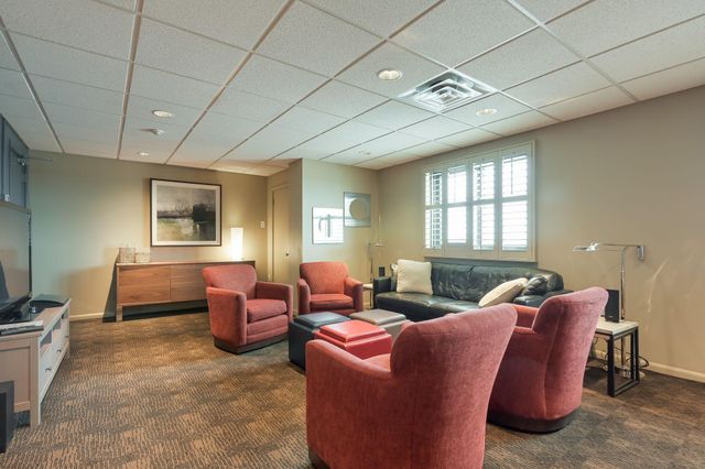 410 Groveland Avenue 601, Minneapolis, MN 55403