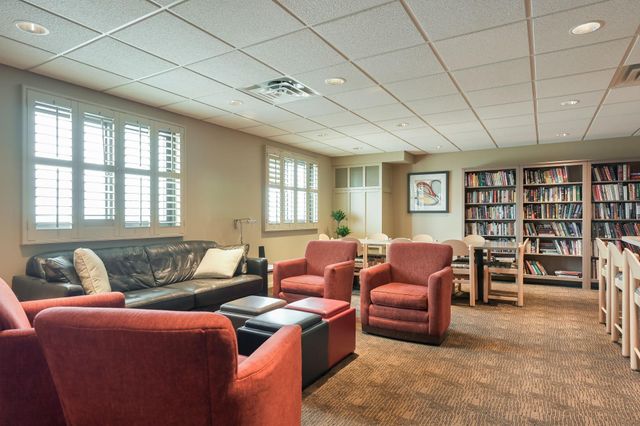 410 Groveland Avenue 601, Minneapolis, MN 55403