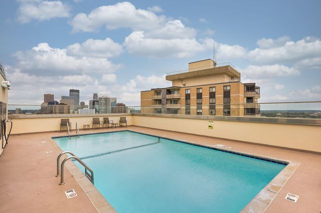 410 Groveland Avenue 601, Minneapolis, MN 55403